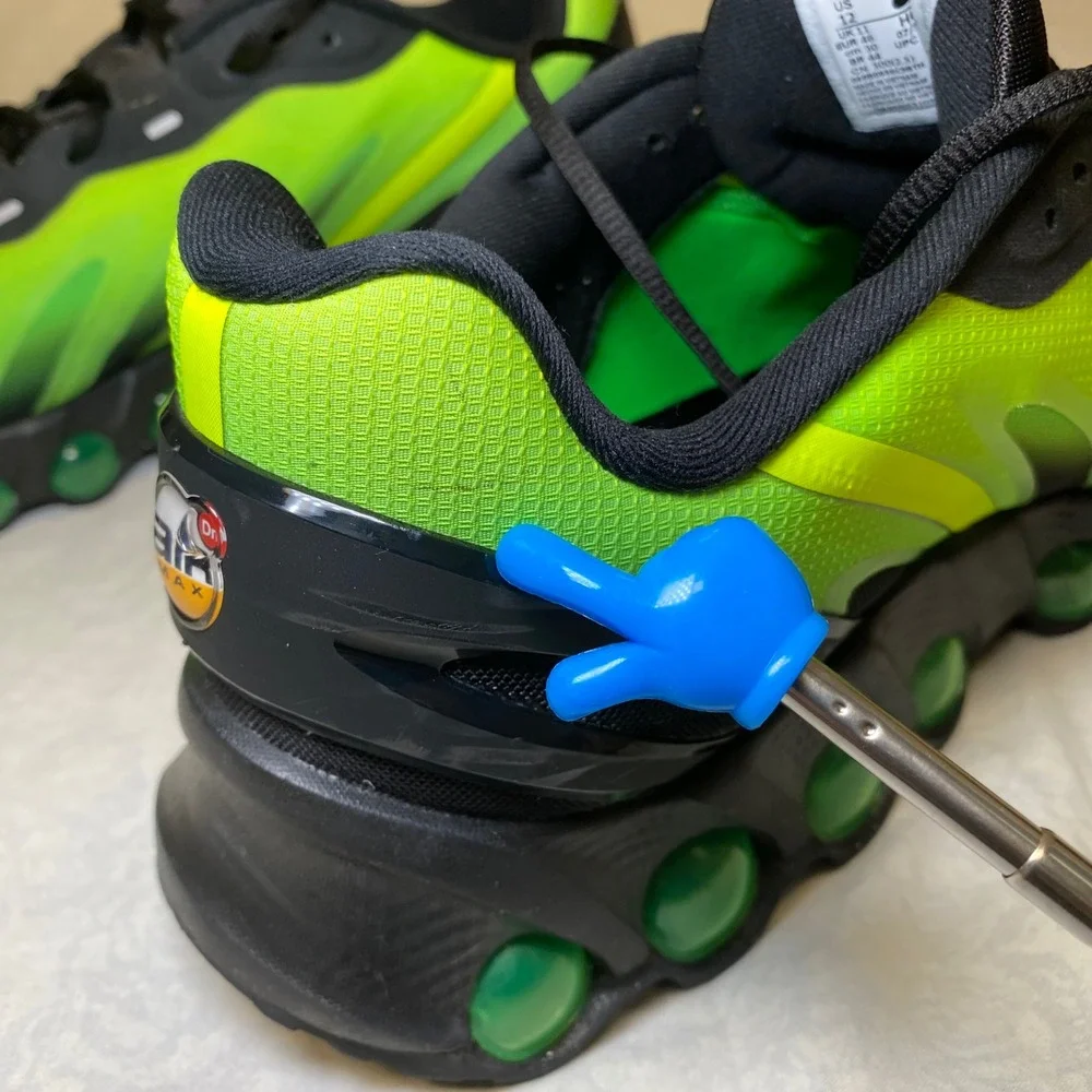 Nike Air Max Dn Volt Black Green Men's Size 12 Running Shoes HQ4681-010 2024